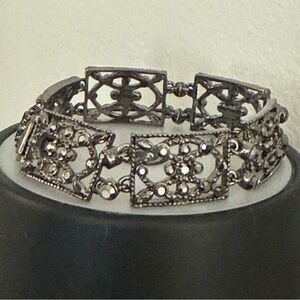 Vintage White House Black Market. Elegant Black Bracelet with Design.